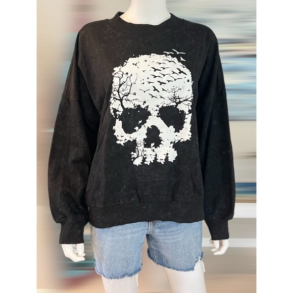 Black acid wash skull Halloween pull over S M L XL - Picture 3 of 6